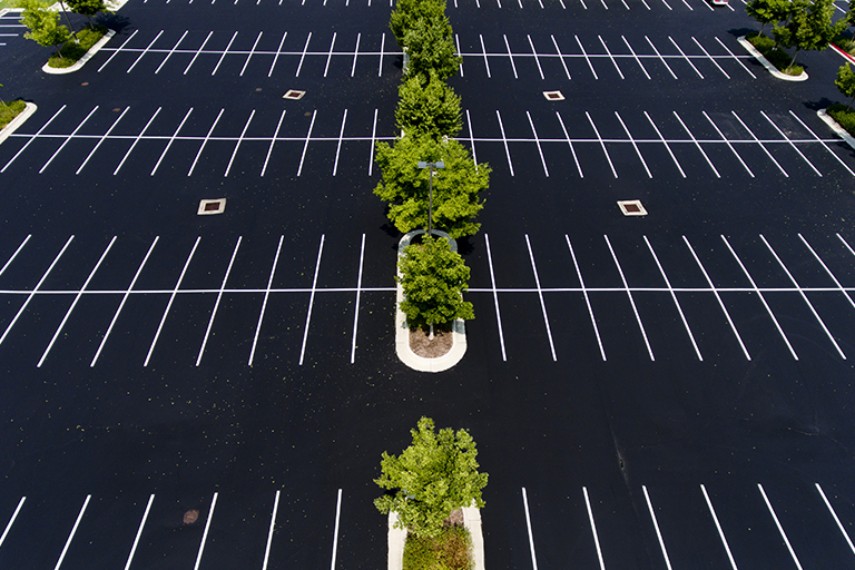 parking lot islands | Simple Landscape Ideas for Indy Parking Lots | Hittle Landscaping